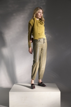 Stehmann Rhonda-700 vegane Lederhose in Farbe forest